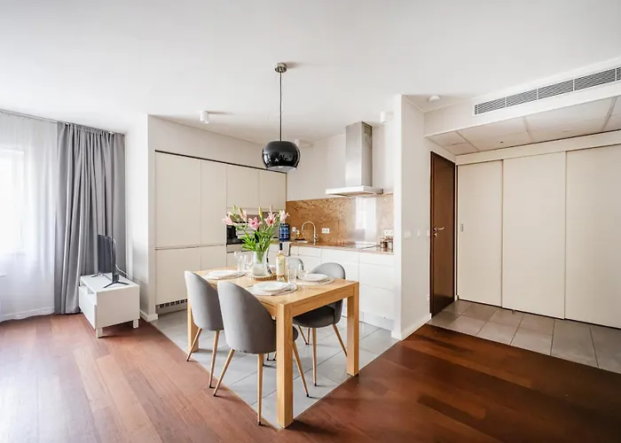 Niceone Number 9 - W Samym Centrum! Вроцлав